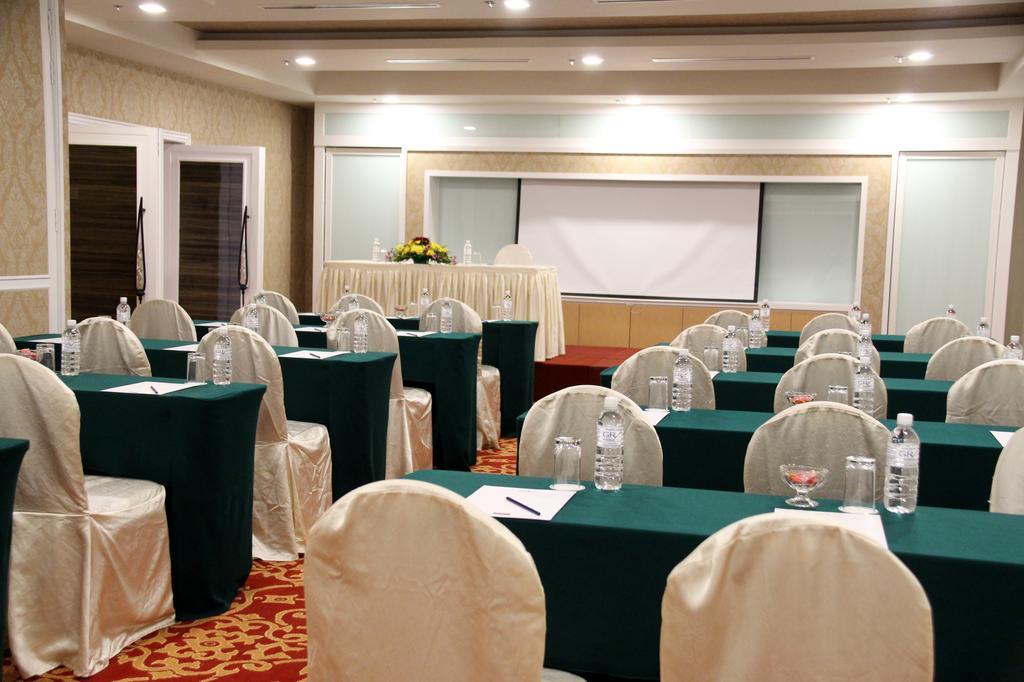 Grand Riverview Hotel Kota Bharu Ngoại thất bức ảnh