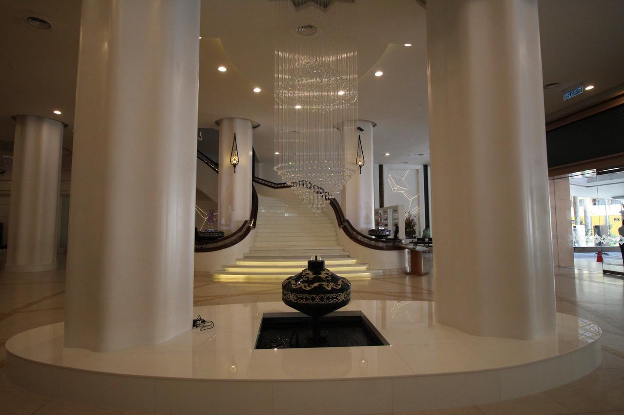 Grand Riverview Hotel Kota Bharu Ngoại thất bức ảnh