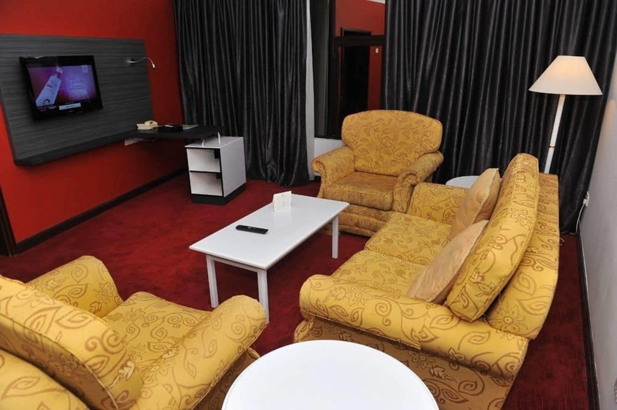 Grand Riverview Hotel Kota Bharu Ngoại thất bức ảnh