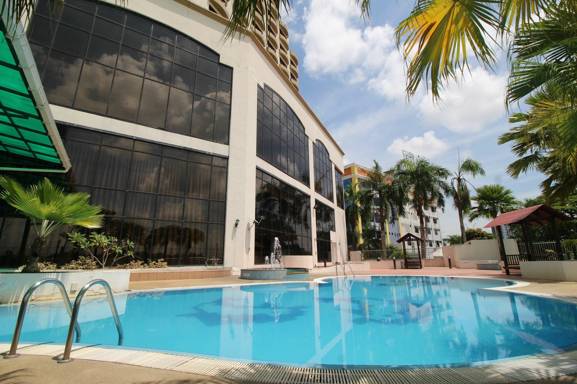 Grand Riverview Hotel Kota Bharu Ngoại thất bức ảnh